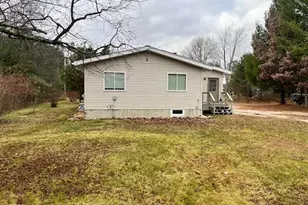 9458 Johnson Rd, Kaleva, MI 49645 - Photo 13