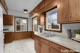 6185 Wing Ave SE, Grand Rapids, MI 49512 - Photo 5