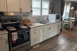 519 Ramsdell St, Manistee, MI 49660 - Photo 17