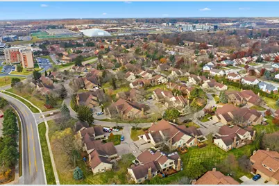 37692 N Laurel Park Drive, Livonia, MI 48152 - Photo 41