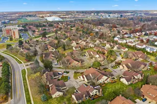 37692 N Laurel Park Dr, Livonia, MI 48152 - Photo 41