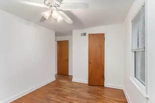 215 W Hamilton Ln, Battle Creek, MI 49015 - Photo 13