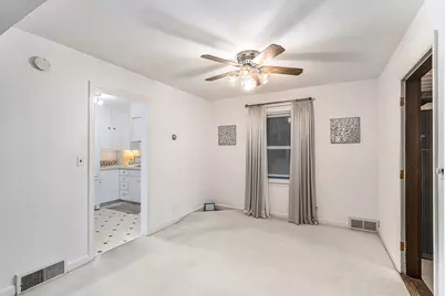 215 W Hamilton Lane, Battle Creek, MI 49015 - Photo 5