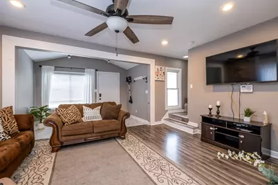 187 Wall Street, Pontiac, MI 48342 - Photo 9