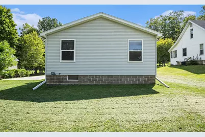 916 Yeomans Street, Ionia, MI 48846 - Photo 15