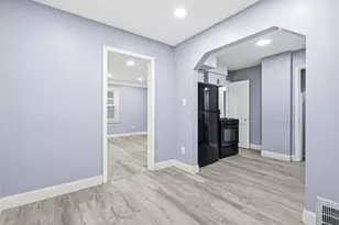 1541 Washington Ave, Lincoln Park, MI 48146 - Photo 9