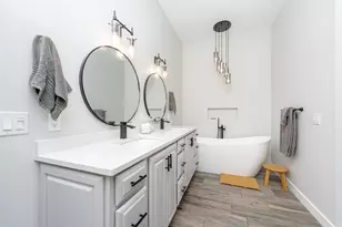 8399 Parkstone, Mattawan, MI 49071 - Photo 33