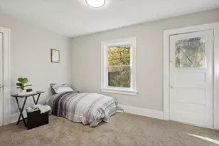 843 Clancy Ave NE, Grand Rapids, MI 49503 - Photo 31