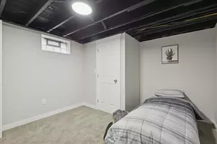 843 Clancy Ave NE, Grand Rapids, MI 49503 - Photo 39
