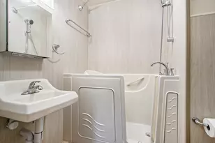 2705 Bronson Blvd, Kalamazoo, MI 49008 - Photo 31