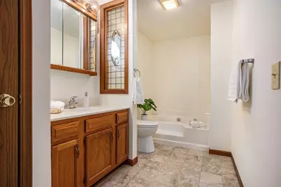 5555 Capital Avenue SW, Battle Creek, MI 49015 - Photo 15