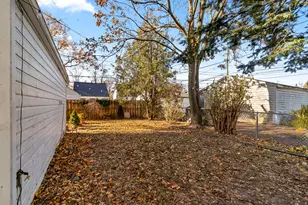 2612 Grindley Park St, Dearborn, MI 48124 - Photo 29