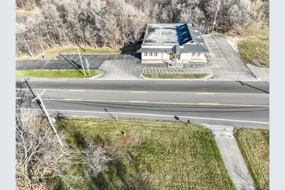 1391 E Michigan Avenue, Battle Creek, MI 49014 - Photo 31