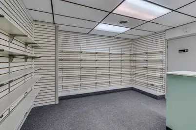 1391 E Michigan Avenue, Battle Creek, MI 49014 - Photo 11