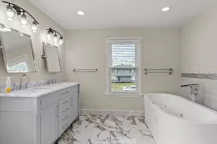 3925 W Outer Dr W, Detroit, MI 48221 - Photo 17