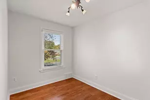 3925 W Outer Dr W, Detroit, MI 48221 - Photo 25