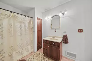 14581 Glenbeigh Ln, Cement City, MI 49233 - Photo 21