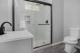 86 East Ave S, Battle Creek, MI 49017 - Photo 9