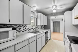 646 S Shore Dr, Portage, MI 49002 - Photo 21