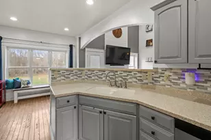 12291 Fort Custer Dr, Galesburg, MI 49053 - Photo 9