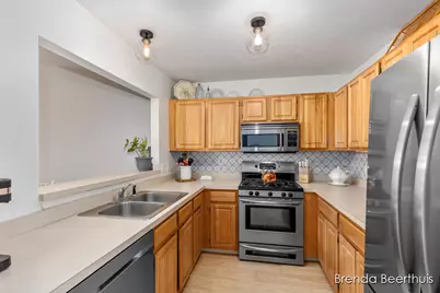 7091 W Cannon Place Drive NE #9, Rockford, MI 49341 - Photo 9