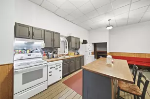 1302 Cooper St, Jackson, MI 49202 - Photo 5