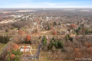 635 N Linden St, Marshall, MI 49068 - Photo 53