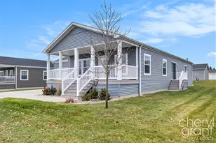 5890 Grace Way Dr, Rockford, MI 49341 - Photo 3