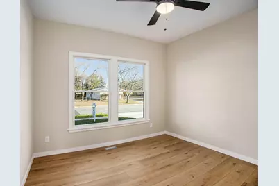 1032 Arlington Avenue, Grand Haven, MI 49417 - Photo 7