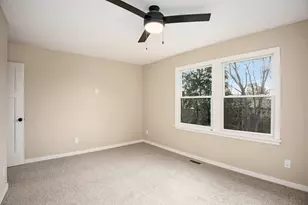 1032 Arlington Ave, Grand Haven, MI 49417 - Photo 29