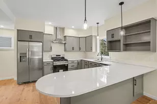 1032 Arlington Ave, Grand Haven, MI 49417 - Photo 15