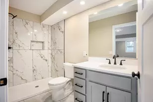 1032 Arlington Ave, Grand Haven, MI 49417 - Photo 39