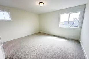1678 Round Barn Dr, Hudsonville, MI 49426 - Photo 5