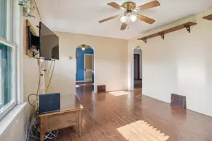 1053 E Empire Ave, Benton Harbor, MI 49022 - Photo 21