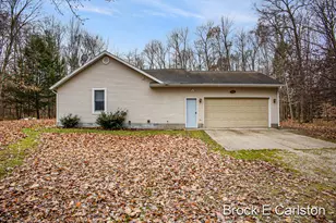 1977 E Michillinda Rd, Twin Lake, MI 49457 - Photo 3