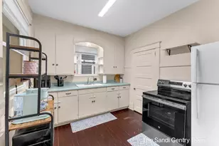 1022 Washington Ave, Grand Haven, MI 49417 - Photo 13