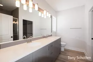 5151 Blendon Mdw Cir, Hudsonville, MI 49426 - Photo 13