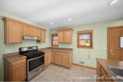 1736 Parker Drive, Wayland, MI 49348 - Photo 5