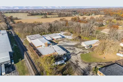 500 Washington Street, Coloma, MI 49038 - Photo 11