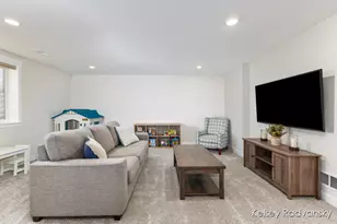 6450 Est Dr SW, Byron Center, MI 49315 - Photo 21