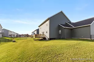 6450 Est Dr SW, Byron Center, MI 49315 - Photo 27