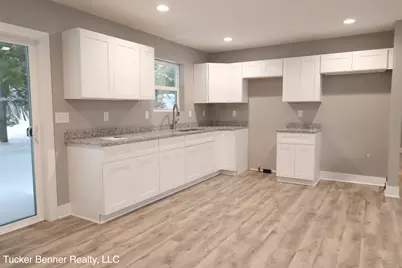 518 S Sullivan Avenue, Fremont, MI 49412 - Photo 5