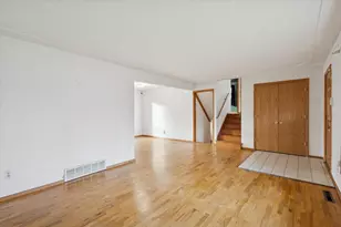 1622 Watkins Rd, Battle Creek, MI 49015 - Photo 7