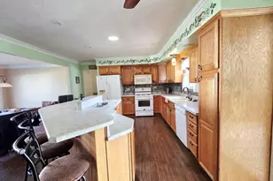 44 Leroy St, Hillsdale, MI 49242 - Photo 7