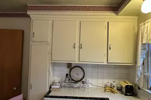 7280 Heyden St, Detroit, MI 48228 - Photo 11