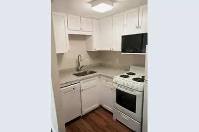 555 E William Street #17B, Ann Arbor, MI 48104 - Photo 7