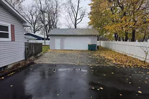 1991 S Pasadena Ave, Ypsilanti, MI 48198 - Photo 27