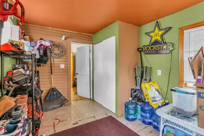 712 N Waterloo Avenue, Jackson, MI 49202 - Photo 23