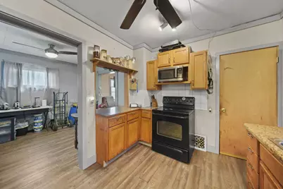 613 Backus Street, Jackson, MI 49202 - Photo 1