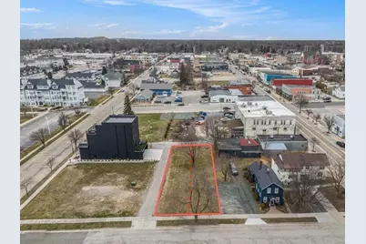 W Danaher St, Ludington, MI 49431 - Photo 3